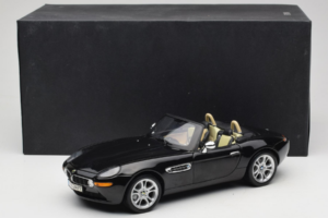 BMW Z8 Melns Kyosho 1:18 80439411729 Metāls — attēls 9 no 9