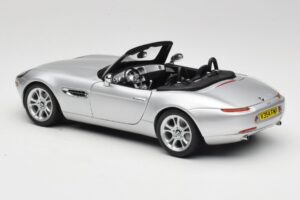 BMW Z8 E52 Kabriolets Sudrabs Kyosho 1:18 80432411551 Metāls — attēls 5 no 8