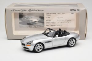 BMW Z8 E52 Kabriolets Sudrabs Kyosho 1:18 80432411551 Metāls — attēls 8 no 8