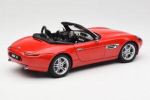 BMW Z8 E52 Sarkans AUTOart 1:18 70513 Metāls — attēls 3 no 8