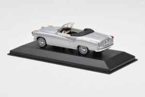Borgward Isabella Kabriolets Sudrabs Minichamps 1:43 400096030 Metāls — attēls 3 no 4