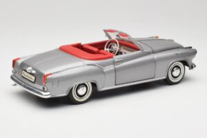 Borgward Isabella Kabriolets Sudrabs Revell 1:18 8411 Metāls — attēls 3 no 8