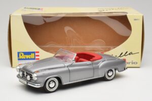 Borgward Isabella Kabriolets Sudrabs Revell 1:18 8411 Metāls — attēls 8 no 8