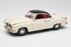 Borgward Isabella Coupe Balts Revell 1:18 8859 Metāls