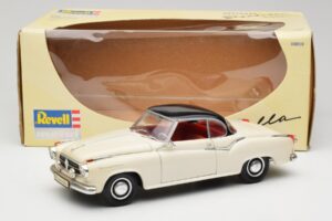 Borgward Isabella Coupe Balts Revell 1:18 8859 Metāls — attēls 8 no 8