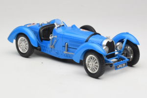 Bugatti Type 51 Grand Prix #14 Zils Bburago 1:18 3012-M1 Metāls — attēls 4 no 6