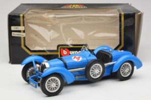 Bugatti Type 51 Grand Prix #14 Zils Bburago 1:18 3012-M1 Metāls — attēls 6 no 6
