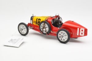 Bugatti T35 National Colors Spain CMC 1:18 M-100-B-016 Metāls — attēls 5 no 6