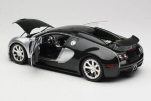 Bugatti Veyron Edition Centenaire Chrome Green Minichamps 1:18 100110852 Metāls — attēls 5 no 8