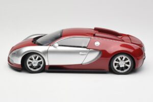Bugatti Veyron Edition Centenaire Chrome Red Minichamps 1:18 100110851-O Metāls — attēls 4 no 8