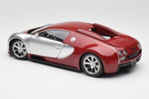 Bugatti Veyron Edition Centenaire Chrome Red Minichamps 1:18 100110851-O Metāls — attēls 7 no 8