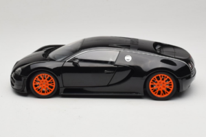 Bugatti Veyron Super Sport Black Metallic Minichamps 1:18 100110842 Metāls — attēls 4 no 8
