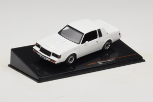 Buick Grand National Balts IXO 1:43 CLC576N Metāls — attēls 2 no 4