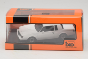 Buick Grand National Balts IXO 1:43 CLC576N Metāls — attēls 4 no 4