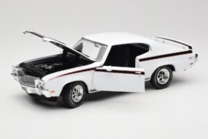Buick GSX Balts American Muscle 1:18 AMM1322/06 Metāls — attēls 2 no 8