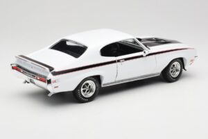 Buick GSX Balts American Muscle 1:18 AMM1322/06 Metāls — attēls 3 no 8