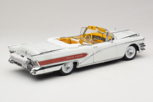 Buick Limited Wells Fargo Zils Sun Star 1:18 4821 Metāls — attēls 2 no 6