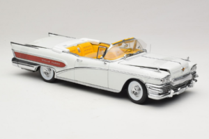 Buick Limited Wells Fargo Zils Sun Star 1:18 4821 Metāls — attēls 4 no 6
