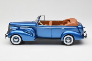 Buick Roadmaster 80-C Four Door Phaeton Blue Metallic BoS Models 1:18 BOS372 Sveķi — attēls 3 no 6