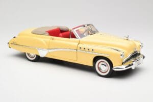 Buick Roadmaster Chrome Yellow Motormax 1:18 23124646-M17 Metāls — attēls 6 no 8