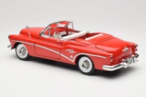 Buick Skylark Kabriolets Sarkans Motormax 1:18 73129 Metāls — attēls 7 no 8