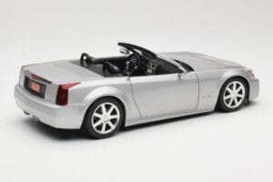 Cadillac XLR Kabriolets Sudrabs Hot Wheels 1:18 53838 Metāls — attēls 3 no 8