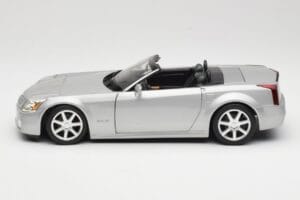 Cadillac XLR Kabriolets Sudrabs Hot Wheels 1:18 53838 Metāls — attēls 4 no 8