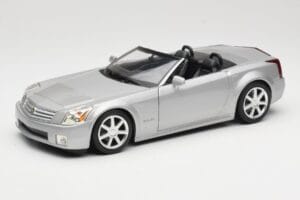 Cadillac XLR Kabriolets Sudrabs Hot Wheels 1:18 53838 Metāls