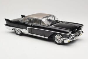 Cadillac Brougham Melns Sun Star 1:18 4001 Metāls — attēls 6 no 8