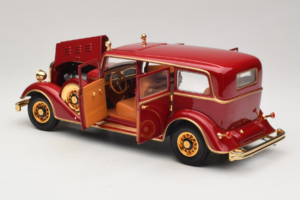 Cadillac Deluxe Tudor Valsts Limuzīns Puyi Pēdējais Ķīnas Imperators Sun Star 1:18 4100 Metāls — attēls 5 no 9