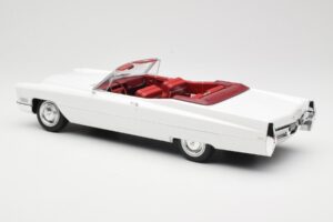 Cadillac DeVille Kabriolets Balts KK-Scale 1:18 KKDC180313 Metāls — attēls 5 no 6
