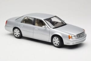 Cadillac DeVille DTS Maisto 1:18 56061 Metāls — attēls 6 no 8
