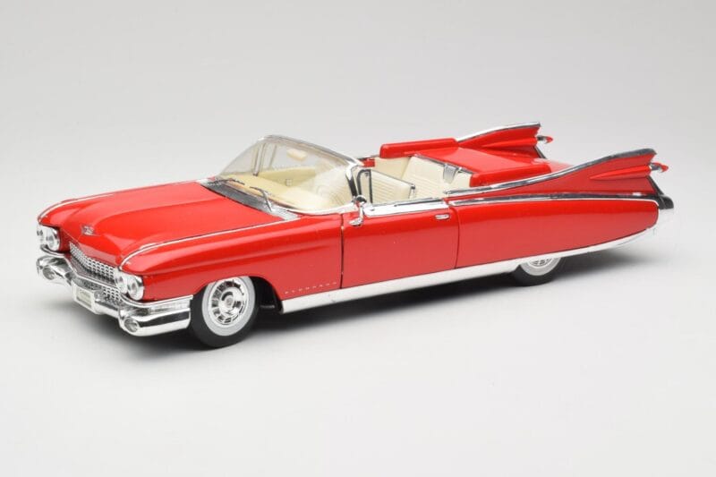 Cadillac Eldorado Biarritz Bolero Red Maisto 1:18 31813 Metāls