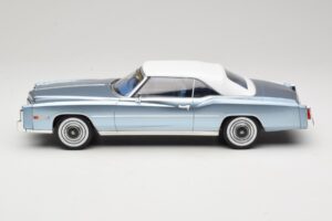 Cadillac Eldorado Kabriolets Zils MCG 1:18 MCG18472 Metāls — attēls 4 no 7