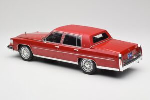 Cadillac Fleetwood Brougham Tumši Sarkans Metālisks MCG 1:18 MCG18251 Metāls — attēls 4 no 6