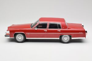 Cadillac Fleetwood Brougham Tumši Sarkans Metālisks MCG 1:18 MCG18251 Metāls — attēls 5 no 6