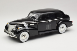 Cadillac Fleetwood Series 75 The Godfather Jada 1:18 91199 Metāls