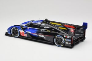 Cadillac V-Series.R LMDh #2 E. Bamber / A. Lynn / R. Westbrook Chip Ganassi Racing 24 Hours of Le Mans 2023 TopSpeed 1:18 TS0 — attēls 4 no 5