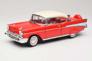Chevrolet Bel Air Matador Sarkans & India Ziloņkauls Road Legends 1:18 92109 Metāls