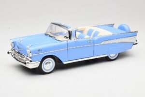Chevrolet Bel Air Kabriolets Zils Road Signature 1:18 55/1/0863 Metāls
