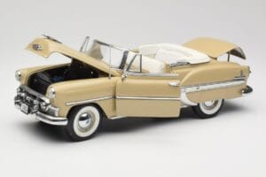 Chevrolet Bel Air Kabriolets Krēmkrāsas Sun Star 1:18 1623 Metāls — attēls 2 no 8