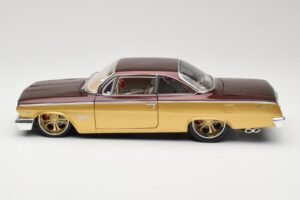 Chevrolet Bel Air Zeltains & Brūns Maisto 1:18 31064 Metāls — attēls 4 no 8