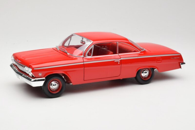 Chevrolet Bel Air Sarkans Maisto 1:18 31641 Metāls