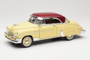 Chevrolet Bel Air Dzeltens & Sarkans Motormax 1:18 73111 Metāls