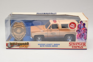 Chevrolet Blazer K5 Policija Stranger Things Metals Diecast 1:24 31111-24 Metāls