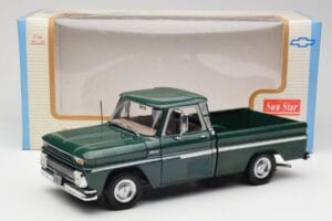 Chevrolet C-10 Zaļš Sun Star 1:18 1360 Metāls — attēls 8 no 8