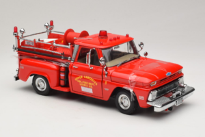 Chevrolet C-20 Fire Truck Sun Star 1:18 1383 Metāls — attēls 4 no 6