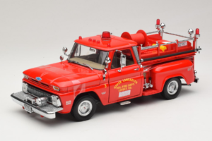 Chevrolet C-20 Fire Truck Sun Star 1:18 1383 Metāls