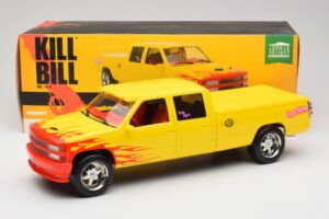 Chevrolet C2500 Silverado Pussy Wagon From Kill Bill Dzeltens GreenLight 1:18 19015 Metāls — attēls 6 no 6
