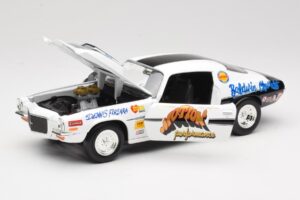 Chevrolet Camaro Baldwin-Motion ERTL 1:18 33675 Metāls — attēls 2 no 8